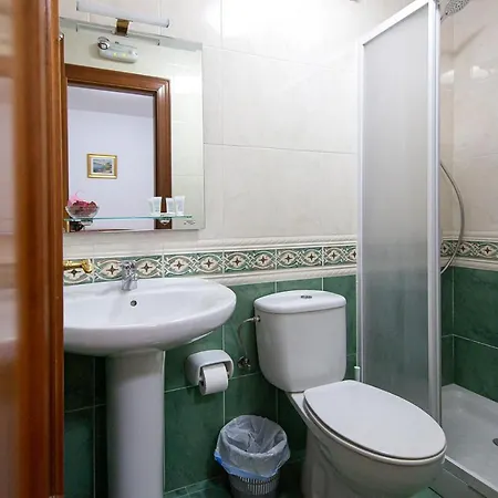 Hostel San Martin 1 Estrella Arriondas