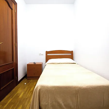 Hostel San Martin 1 Estrella Arriondas