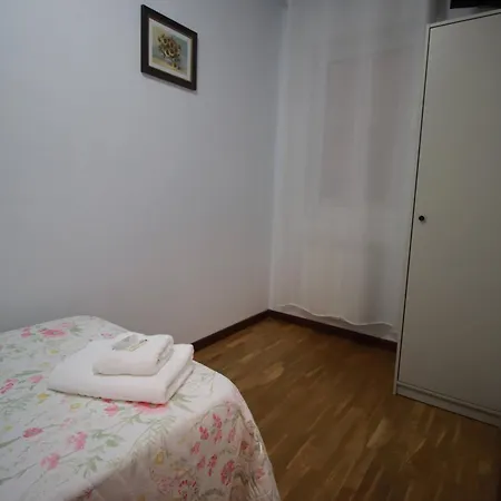 San Martin 1 Estrella Hostel Arriondas