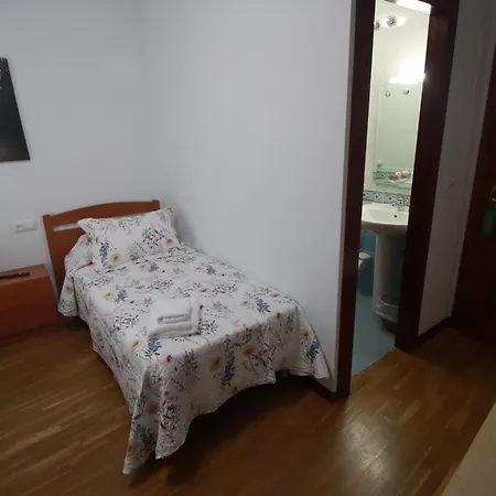 San Martin 1 Estrella Hostel Arriondas