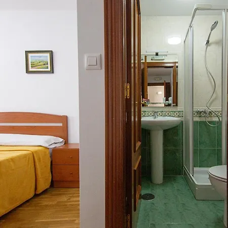 San Martin 1 Estrella Hostel