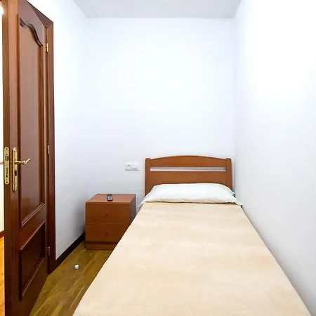 Hostel San Martin 1 Estrella Arriondas