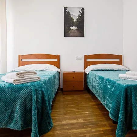 San Martin 1 Estrella Hostel *