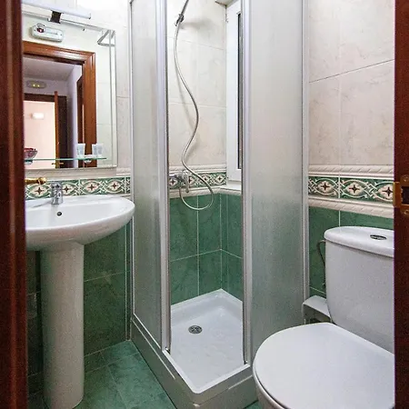 Hostel San Martin 1 Estrella Arriondas