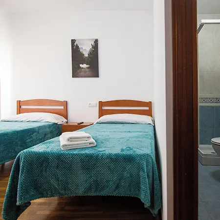 San Martin 1 Estrella Hostel Arriondas