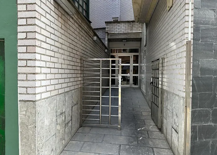 Yani's 1 Estrella Hostel Arriondas