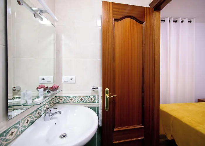 Yani's 1 Estrella Hostel *