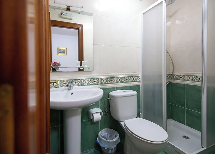 Yani's 1 Estrella Hostel *